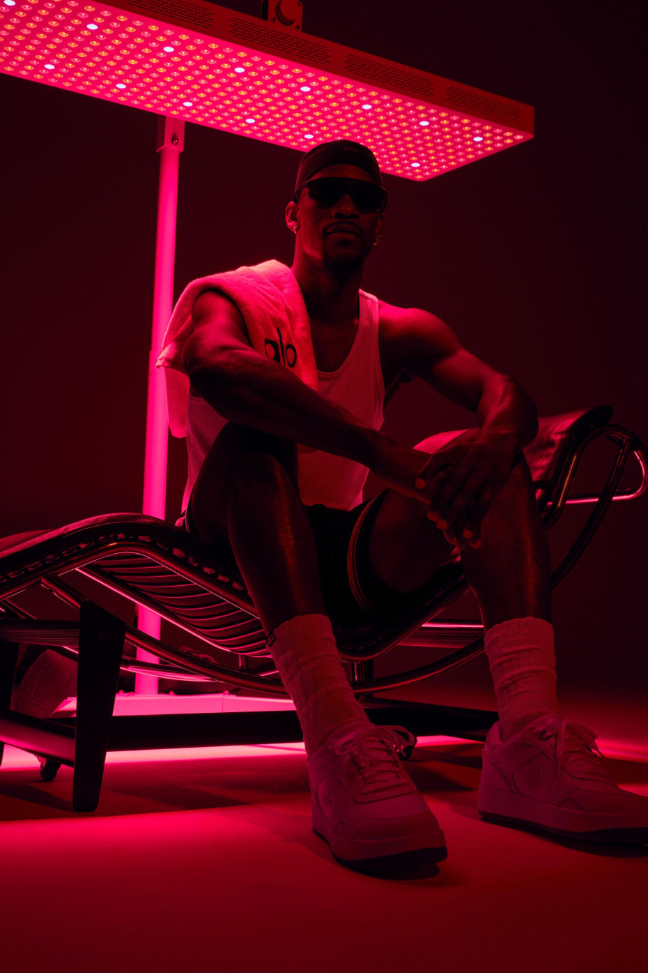 ALO Recovery Mode Sneaker - Natural White/Gum